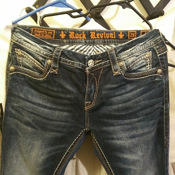 Rock Revival Jeans - Picture 2 of 4